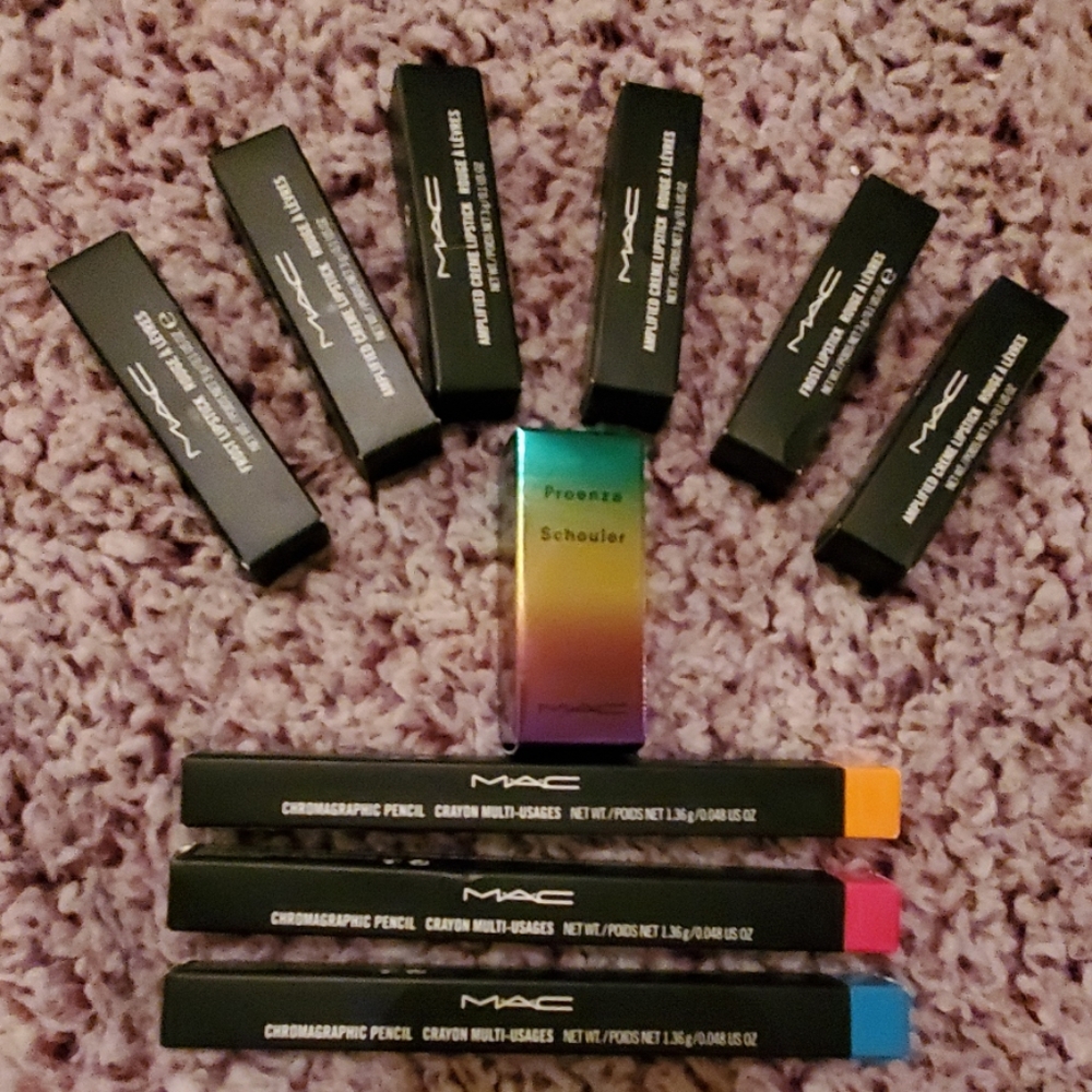 Mac lipstick bundle